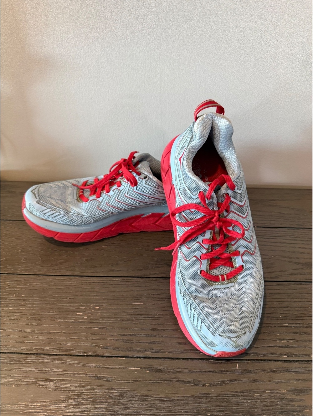 Hoka One One Clifton 4 Running Shoes Women’s Size 8.5